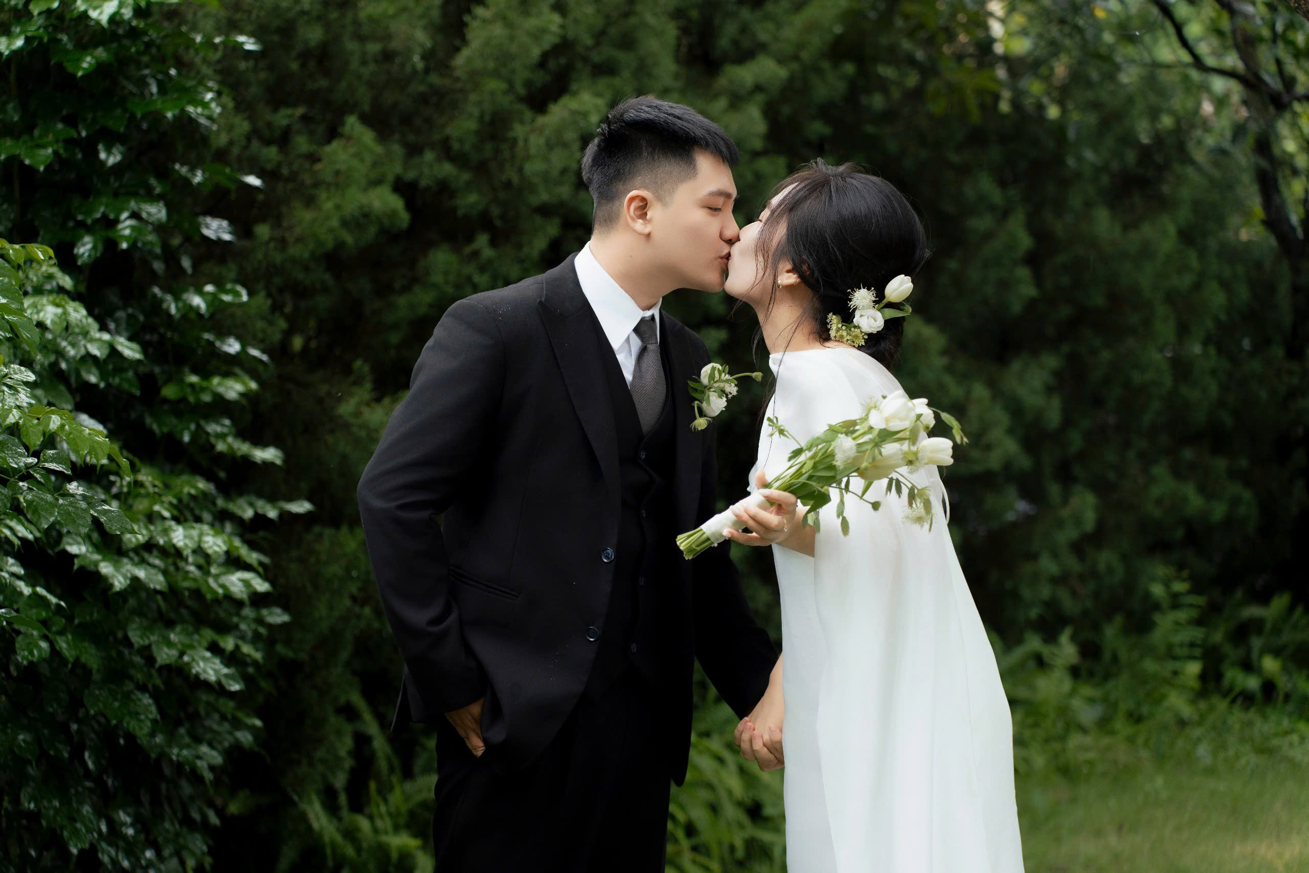 Đình Đức – Hồng Ngọc