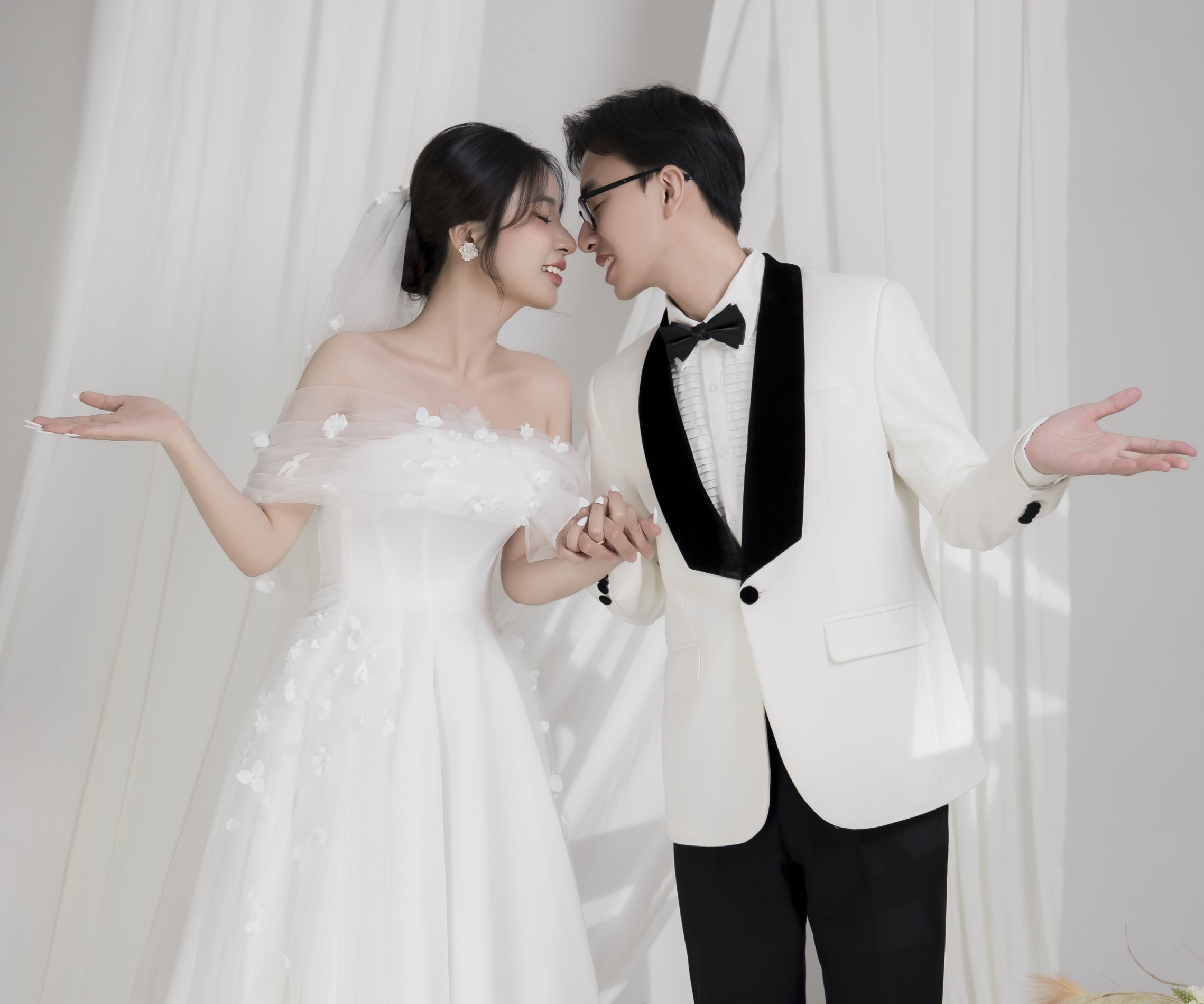 Đức Anh – Lê Thêu