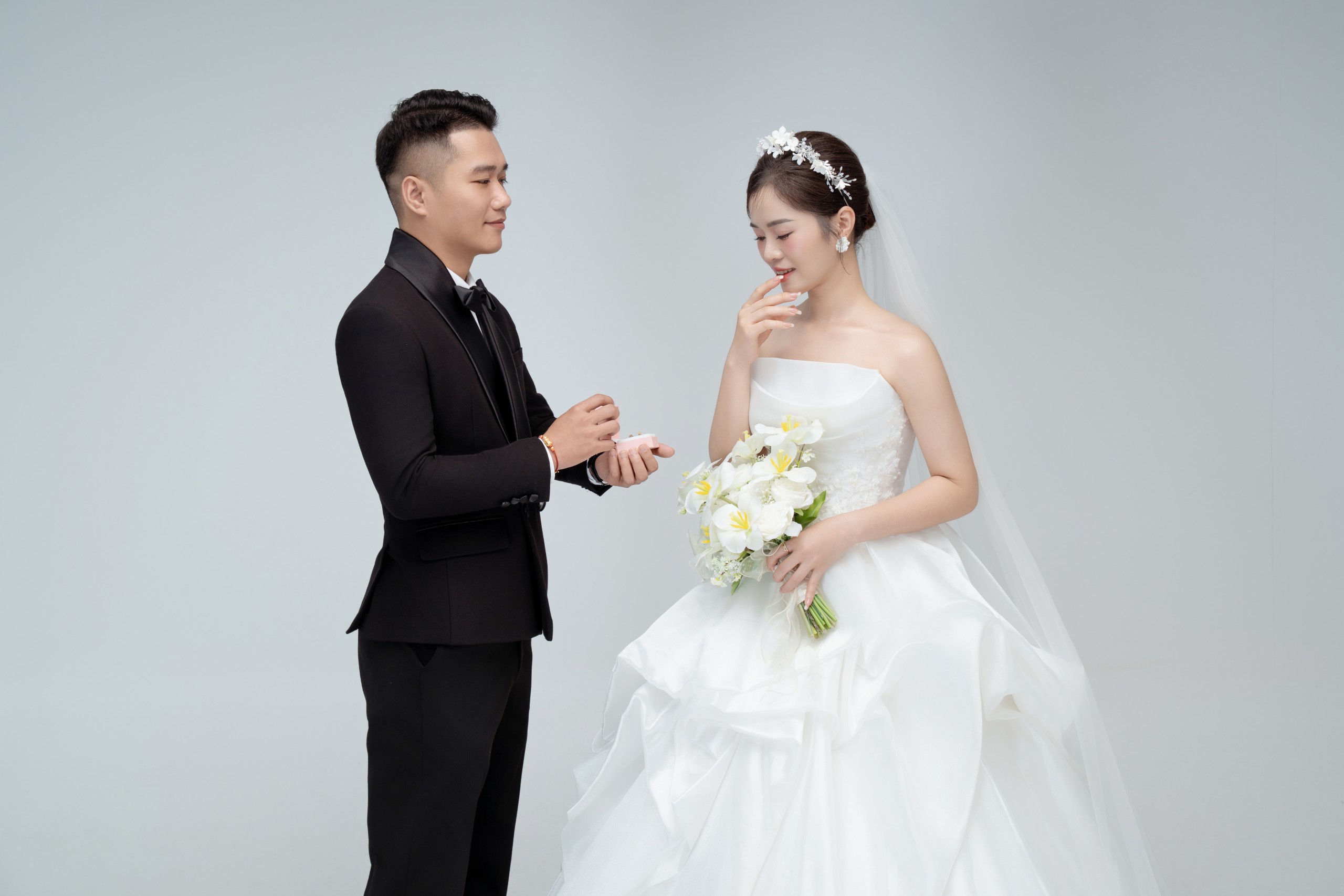 Công Chính – Bùi Hoa